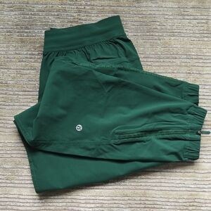 Adapted State high-rise Jogger full length In Everglades Green